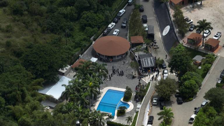 Imágenes de la finca donde se efectuó la fiesta en la que detuvieron a personas vinculadas con los grupos de delincuencia organizada. Allí también estuvieron personas de la farándula local y otros invitados.
