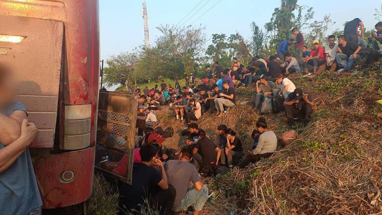 Cancillería reporta 46 emigrantes ecuatorianos abandonados en una autopista de México