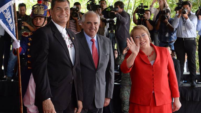 Presidentes de Ecuador y Chile se reúnen en Quito