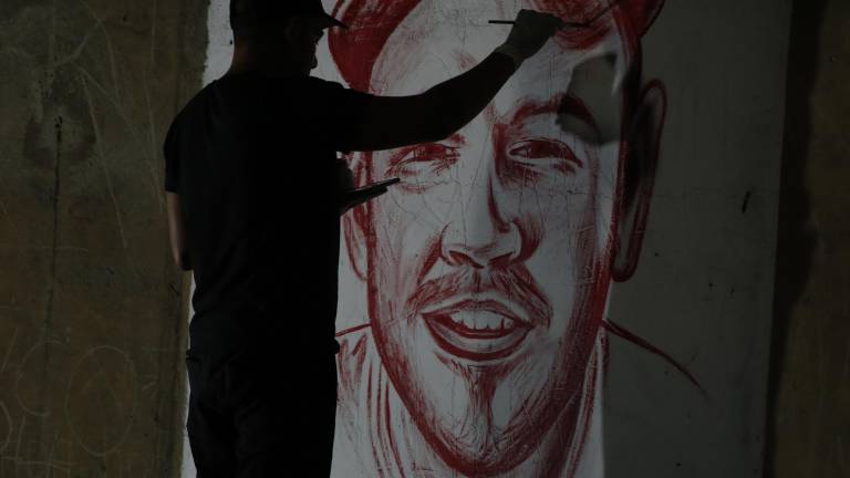 Dibujan con sangre humana mural de Residente en protesta por violencia