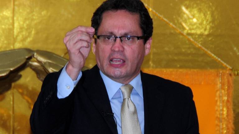 Pastor Zavala: "Las puertas de la iglesia permancerán abiertas"