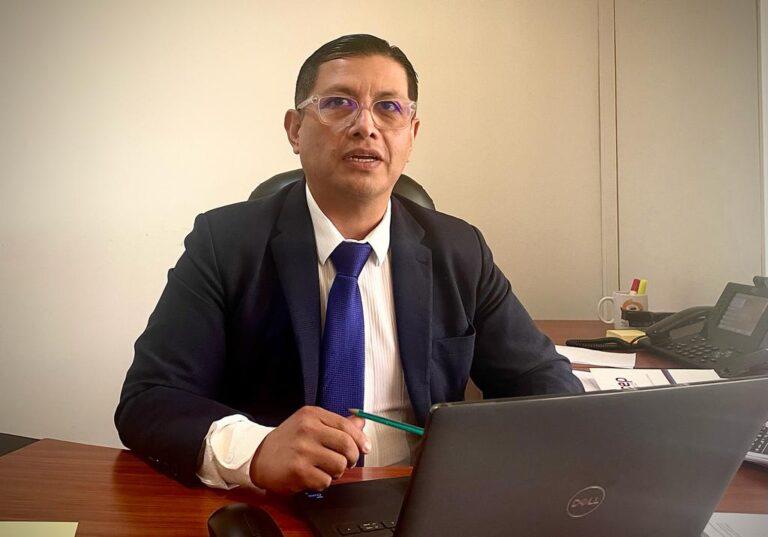 $!Fabián Salazar empezó su carrera en el Ministerio Público a inicios de la década pasada, en el período del fiscal Washington Pesántez. Los siguientes años investigó casos importantes de corrupción.