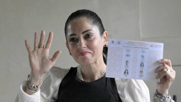 Luisa González insta a todos los ecuatorianos a votar con memoria; así es la agenda de la candidata presidencial