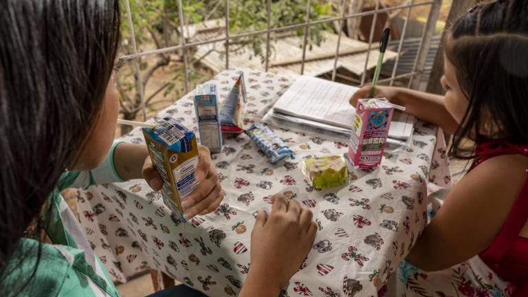 El valor de cada ración alimenticia del Programa de Alimentación Escolares de 33 centavos. Estas colaciones llegan a 2,3 millones de estudiantes en todo el Ecuador.
