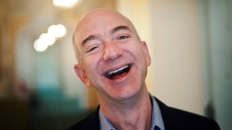 La fortuna de la persona más rica del planeta, Jeff Bezos, superó un nuevo hito histórico