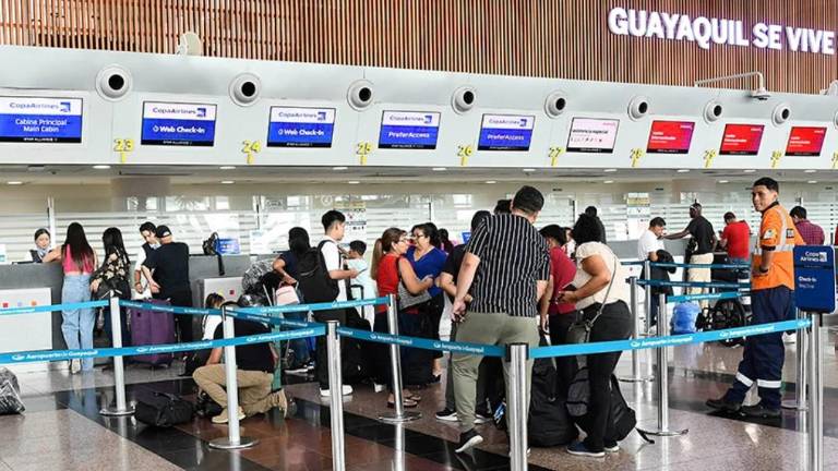 Operativos en aeropuertos y frontera de Ecuador: extranjeros con antecedentes fueron inadmitidos tras alerta
