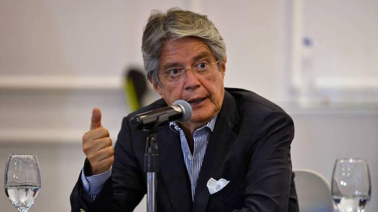 Presidente Guillermo Lasso dispuso que los gerentes de todas las empresas públicas renuncien a su cargo
