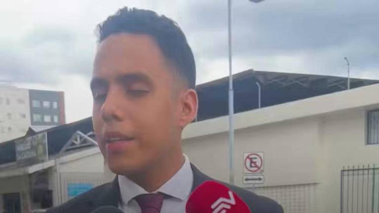 Hijo de Vicko Villacís asegura que colaborarán con Fiscalía tras detención del alcalde de Esmeraldas