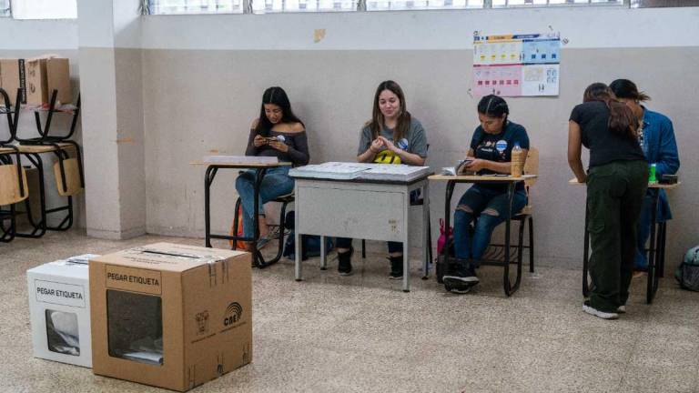 Segunda vuelta Ecuador 2025: Esta es la multa que deberá pagar por no haber acudido a la mesa electoral