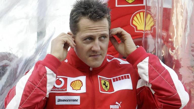 Michael Schumacher fue ingresado a un hospital de París