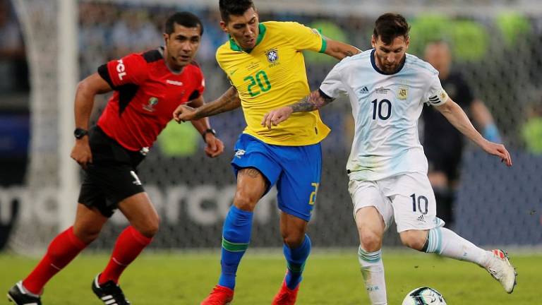 Argentina se queja ante Conmebol por &quot;errores arbitrales&quot; en Copa América