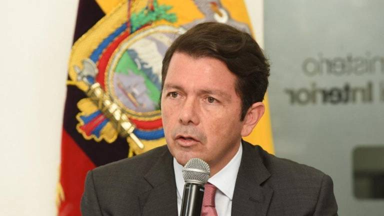 Ministro de Gobierno tilda de ilegal destitución de Guadalupe Llori como presidenta de la Asamblea