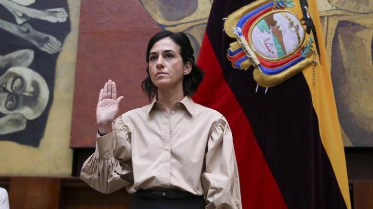 Comisión de Fiscalización pide investigar a la exvicepresidenta María Alejandra Muñoz por presunto peculado