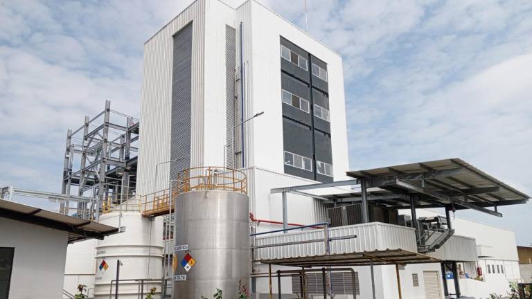 Ocho millones de dólares se invierten en nueva planta de detergentes en Montecristi
