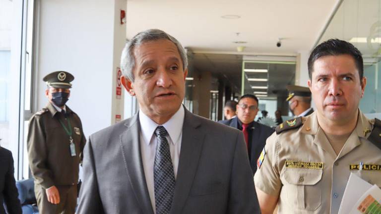 Policías sufren síndrome de cansancio, dice ministro Patricio Carrillo