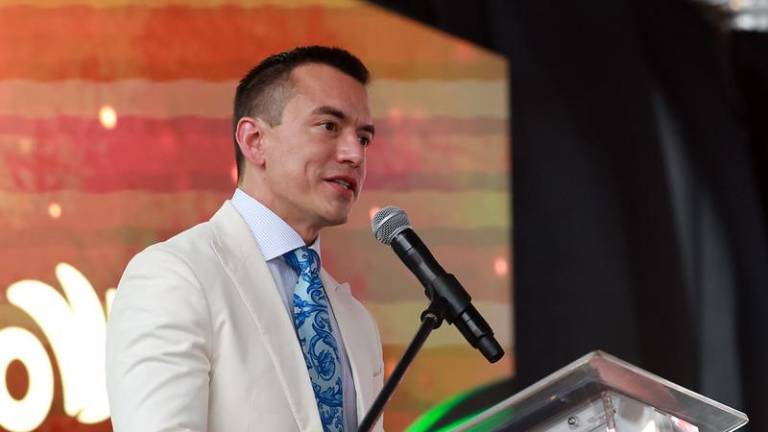 Daniel Noboa dispone IVA al 8% en Ecuador por el feriado del Día del Trabajo: estos servicios tendrán descuento