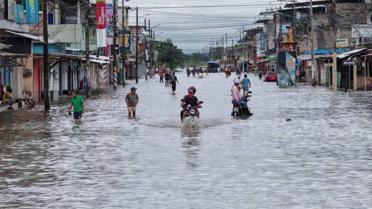 Fenómeno El Niño: siete ríos se desbordan en Guayas, Esmeraldas y Manabí por las lluvias en Ecuador