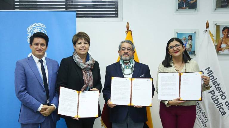 Ecuador y ONU acuerdan adquisición de 158 ambulancias