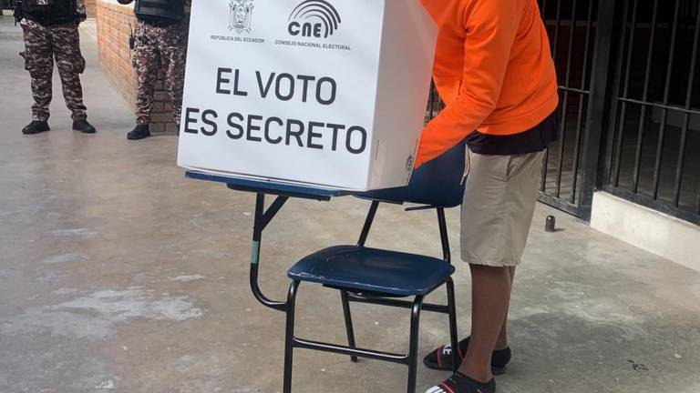 Inician las votaciones de los presos sin sentencia, pero CNE suspende jornada en dos cárceles por seguridad