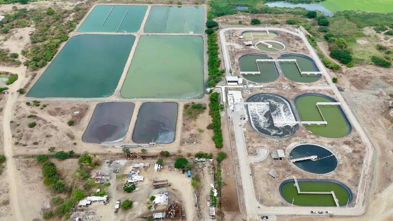 Municipio de Guayaquil recibe de Francia USD 40 millones para obras de tratamiento de agua