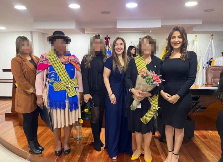 $!Fabiola Gallardo y Mayra Salazar en la época en la que trabajaban en la Corte del Guayas.