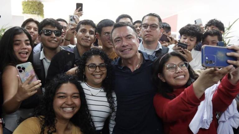 Daniel Noboa ofrece 100 mil becas para aprender inglés: estos son los requisitos para postular y los plazos