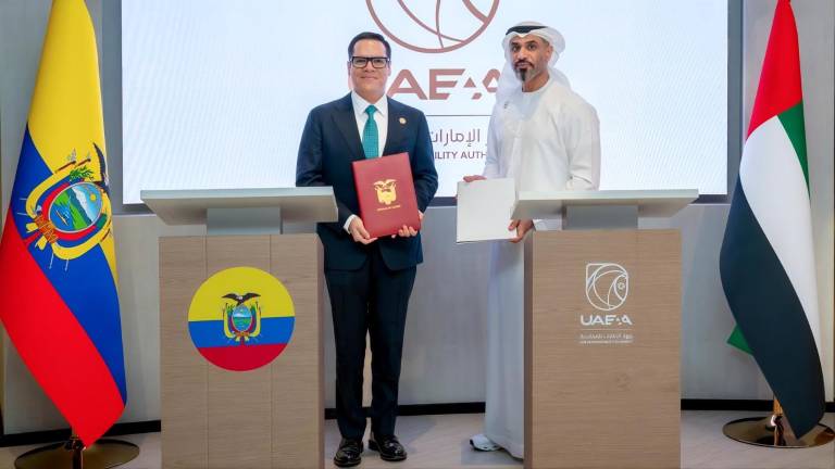 Ecuador y Emiratos Árabes Unidos firman acuerdo para reforzar la lucha anticorrupción