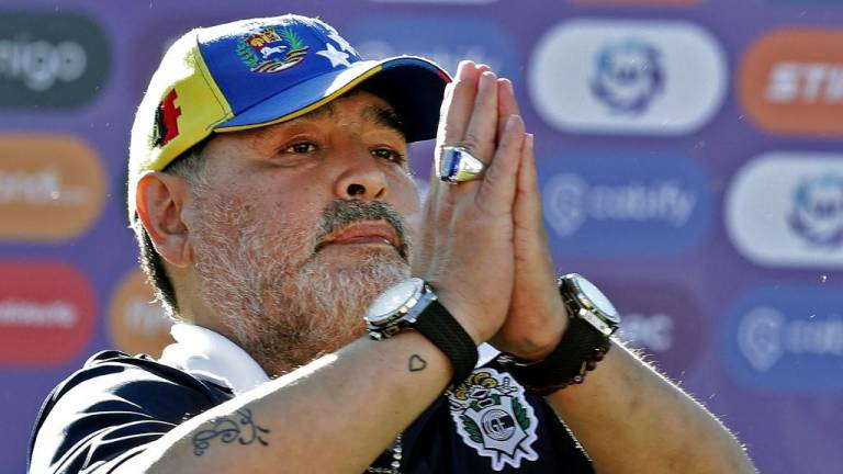 Médico de cabecera cierra declaraciones indagatorias por muerte de Maradona