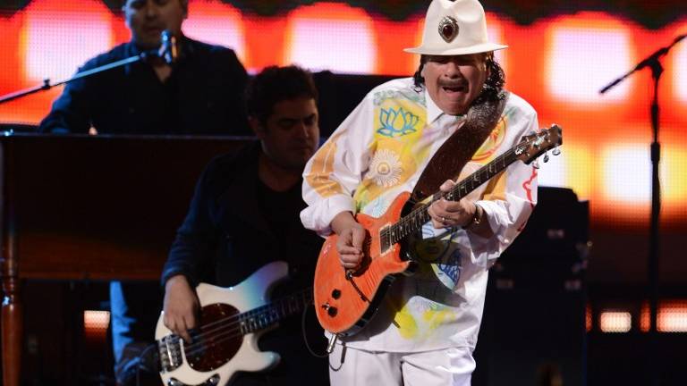 Carlos Santana extiende su gira a México y Europa