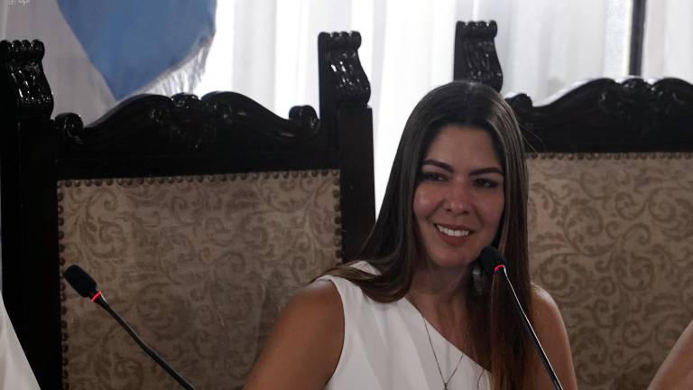 Microvistazo | Concejo de Guayaquil ratifica a Tatiana Coronel como alcaldesa subrogante