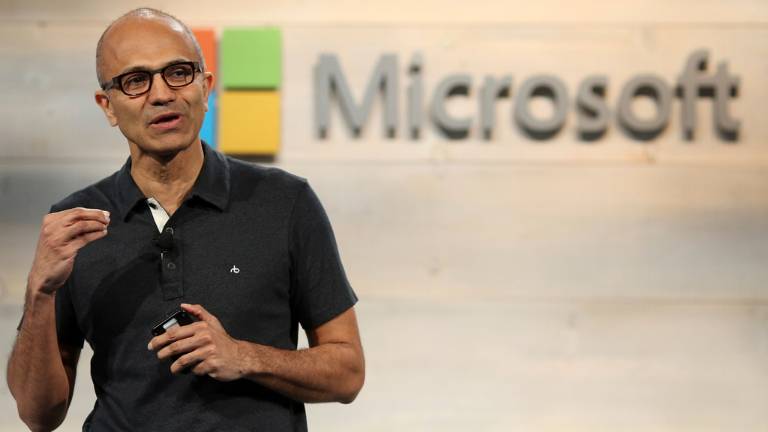 En un año, Satya Nadella desempolvó la imagen de Microsoft