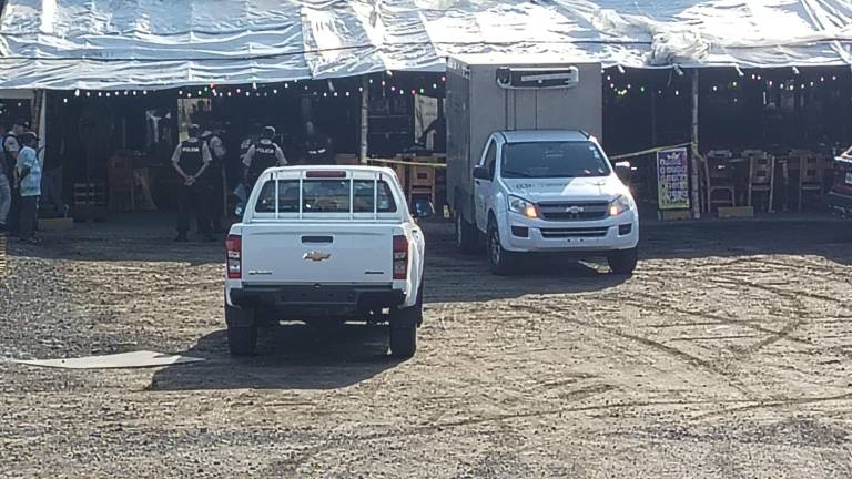 Agente de la CTE y una mujer fueron asesinados a disparos dentro de un restaurante en Montecristi