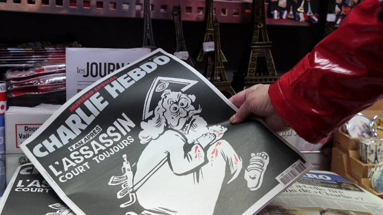 Un dios asesino en la portada de Charlie Hebdo