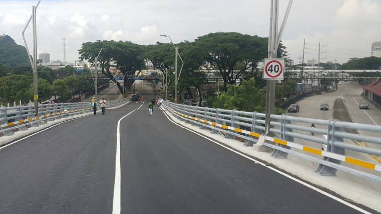 Guayaquil: Nuevo puente de la av. de las Américas, inaugurado