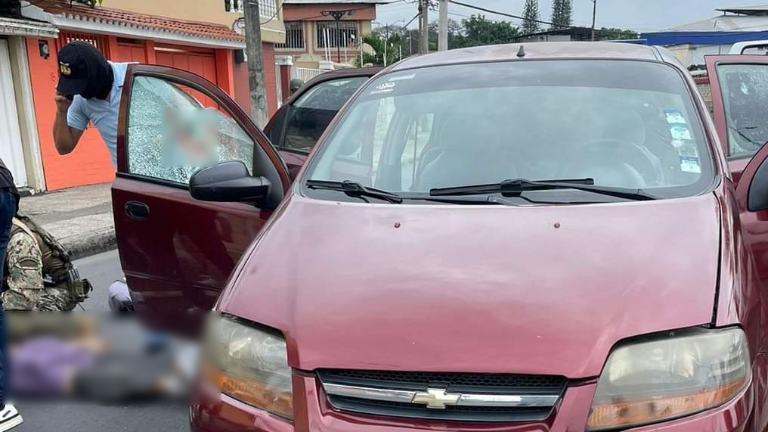 Militares hieren y detienen a dos hombres que evadieron un control de vehículos en Guayaquil