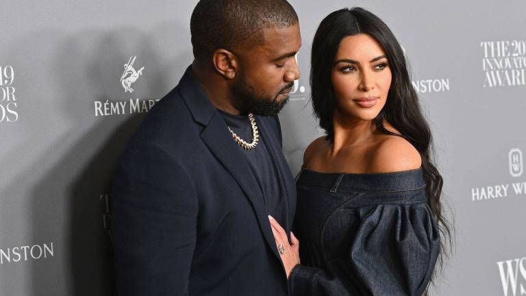 Kanye West asegura que lleva dos años intentando divorciarse de Kim Kardashian