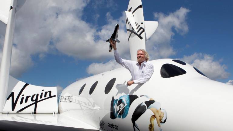 Virgin Galactic inició la venta al público de pasajes para visitar el espacio