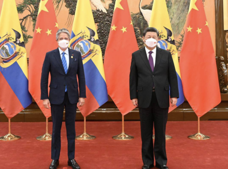 $!El 2022 el entonces presidente Guillermo Lasso mantuvo un encuentro con el presidente chino, Xi Jinping, en Pekín. Foto: Presidencia de la República del Ecuador.