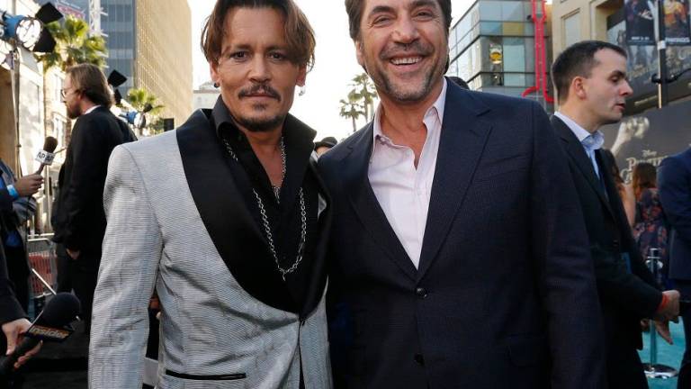 Depp y Bardem, confirmados para nuevas cintas de Universal