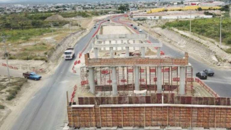 Contraloría confirma tres glosas a contratista a cargo de tramo de acceso al Puerto de Manta