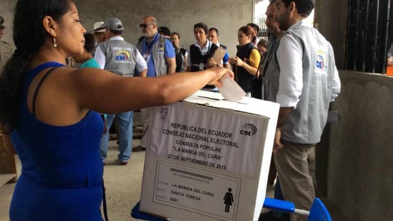 Pobladores de La Manga del Cura se deciden por Manabí