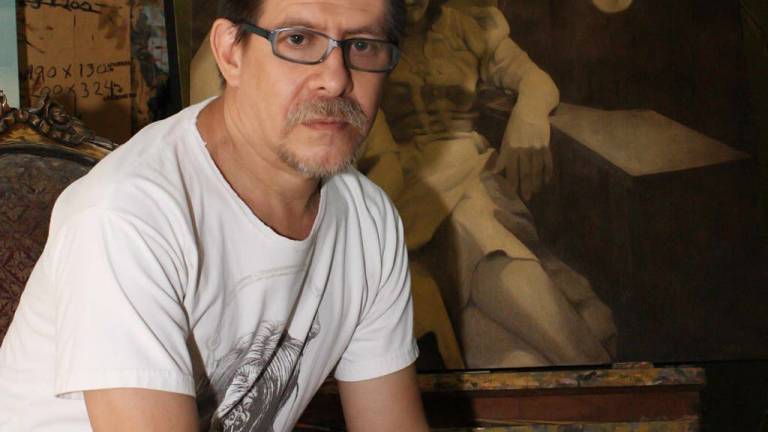 A través de la pintura, el artista Jorge Velarde expone su identidad