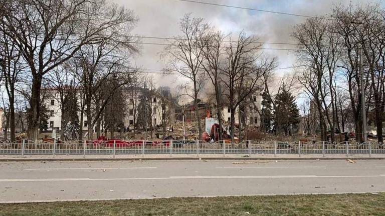 Ya no es Mariúpol, es el infierno: ucranianos describen cómo luce la ciudad con cadáveres