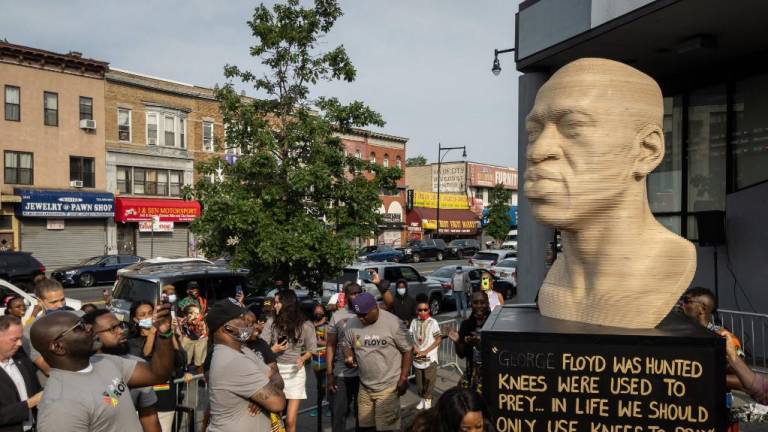En Nueva York inauguran busto de George Floyd como conmemoración del fin de la esclavitud en Estados Unidos