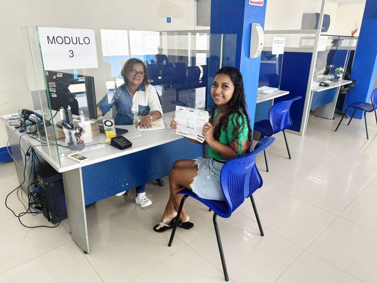 $!Daniel Noboa anuncia descuento en planillas de luz por 'tormenta solar' en Ecuador.