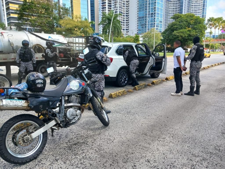 $!Fotografía de Salcedo siendo detenido en un control vehícular ejecutado en Panamá.