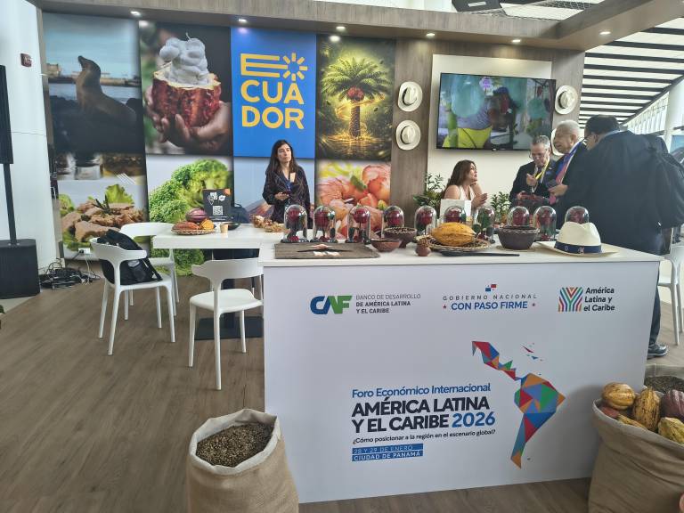 $!Stand de Ecuador en el Foro Económico Internacional en Panamá.