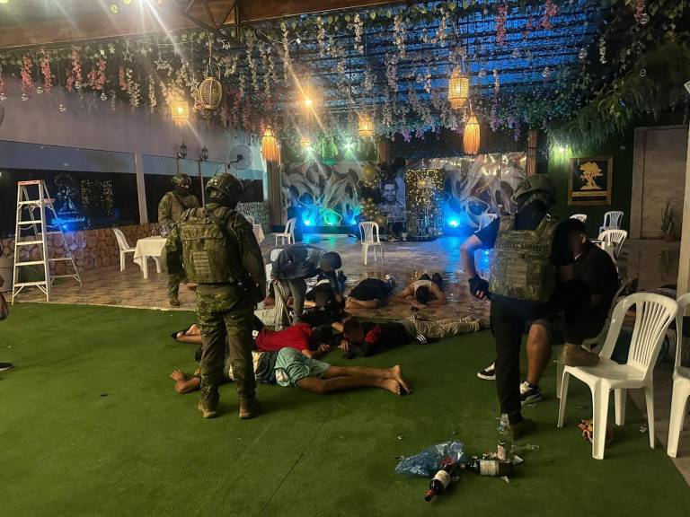 $!Operativo militar en una vivienda de Santa Lucía, Guayas.