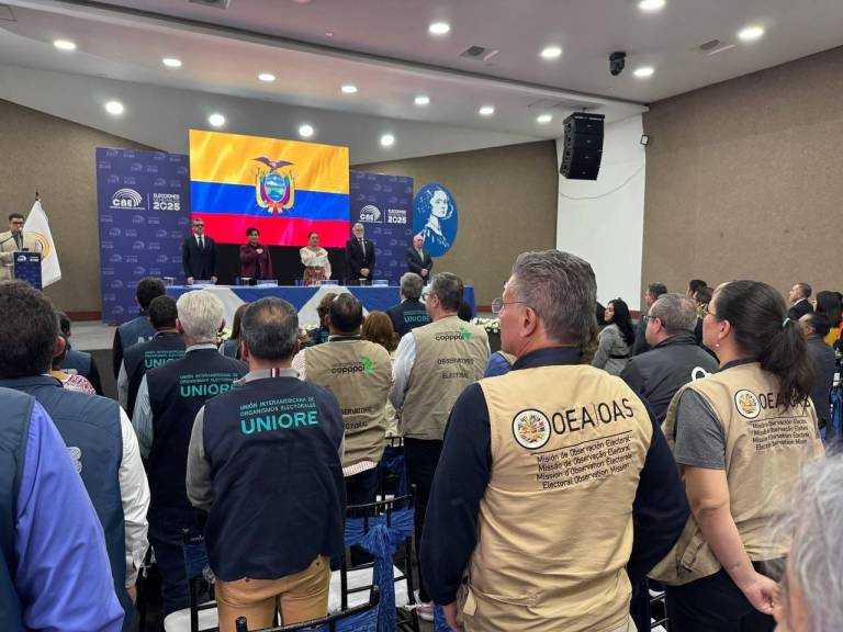 $!Elecciones Ecuador 2025: inician las votaciones en el exterior con casi medio millón de ecuatorianos empadronados