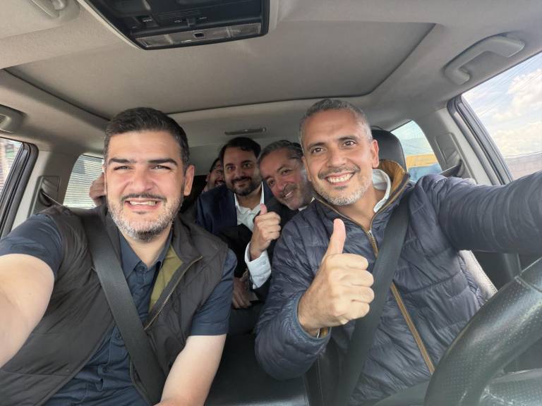 $!A la izquierda, el alcalde de Guayaquil, Aquiles Alvarez. Ramiro García y Raúl Chávez en el extremo derecho.